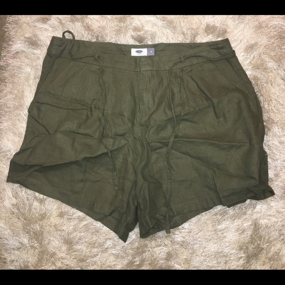 Linen shorts